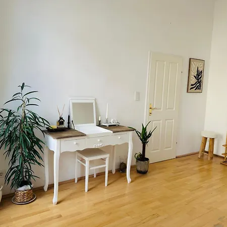 Modern 2-bedroom With Living Room, 15 Minutes To Vienna Center By Metro 公寓 Grossing (Liezen)