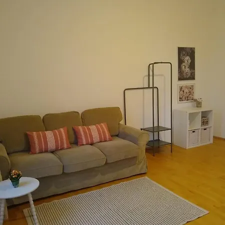 דירה Modern 2-bedroom With Living Room, 15 Minutes To Vienna Center By Metro Grossing (Liezen)